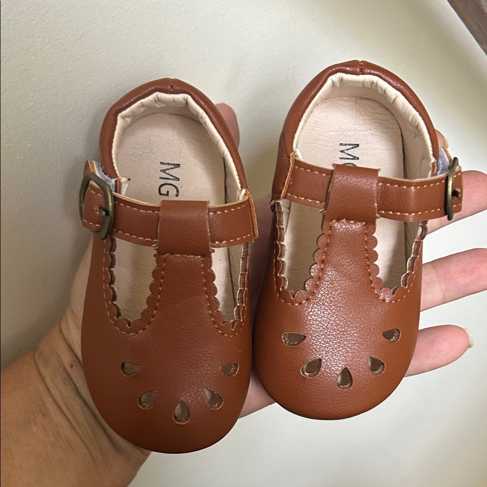 My Baby Brand Brown Kids Shoes EU Sz 19